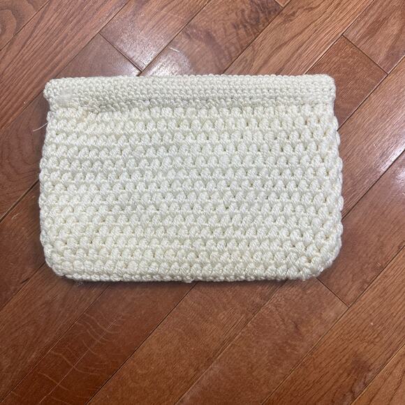 handmade Handbags - Vintage 1970s Cream Crochet Hinged Purse